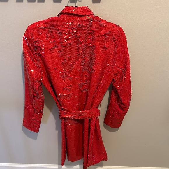 Venus Sequin Blazer - Picture 2 of 10